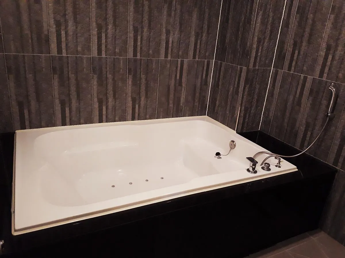 Soo Hotel Busan 2*,  South Korea